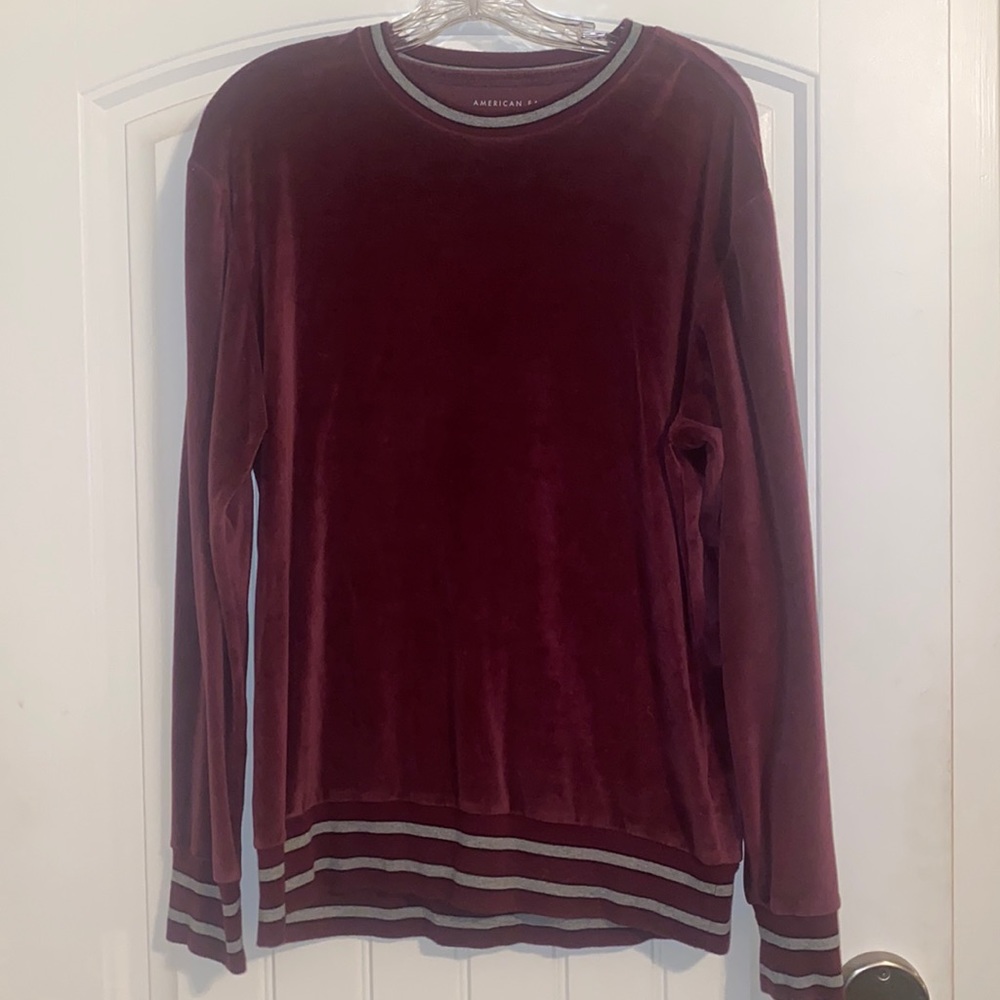 American Eagle long sleeve shirt
